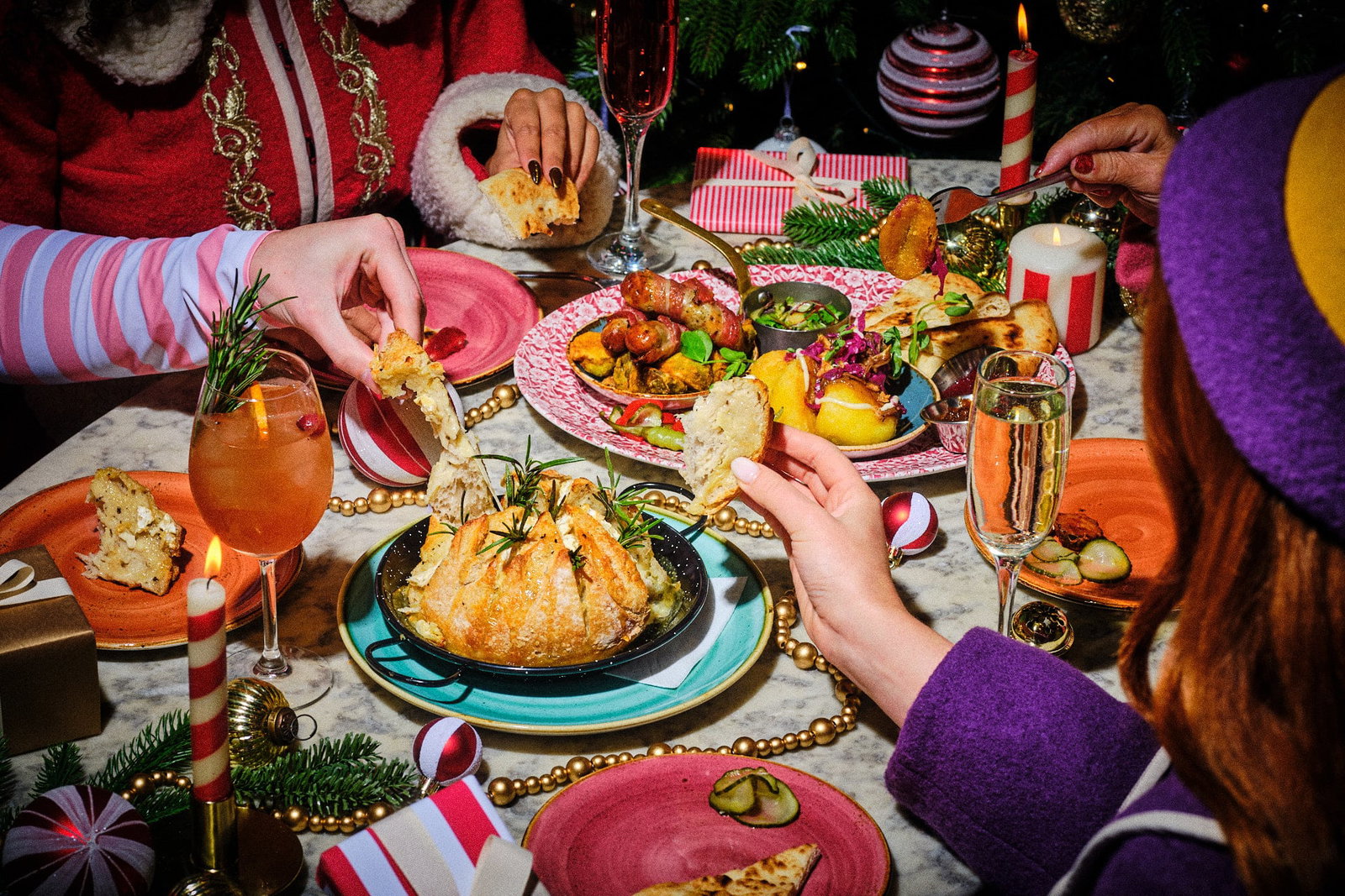 CHRISTMAS BOOKINGS
